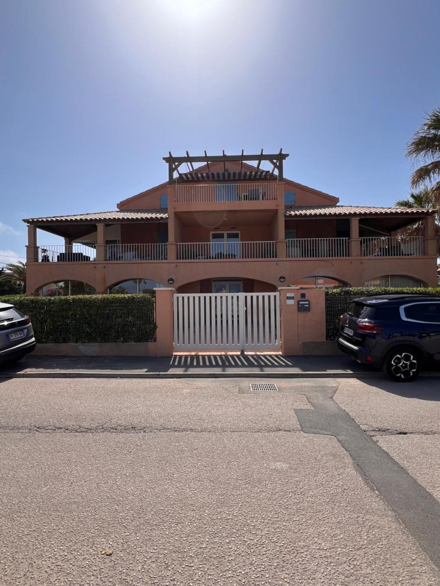 La Bergerie Apartman Hyères Kültér fotó